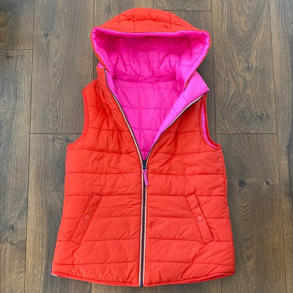 Boden Jackets & Blazers - Boden Reversible Orange and Pink Puffer Vest size 4 removable hood New!